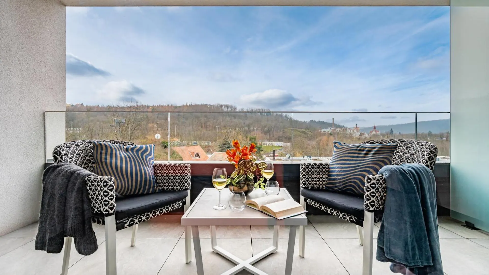 Apartamento Prague Days - Studio - Terrace - Private Parking República Checa
