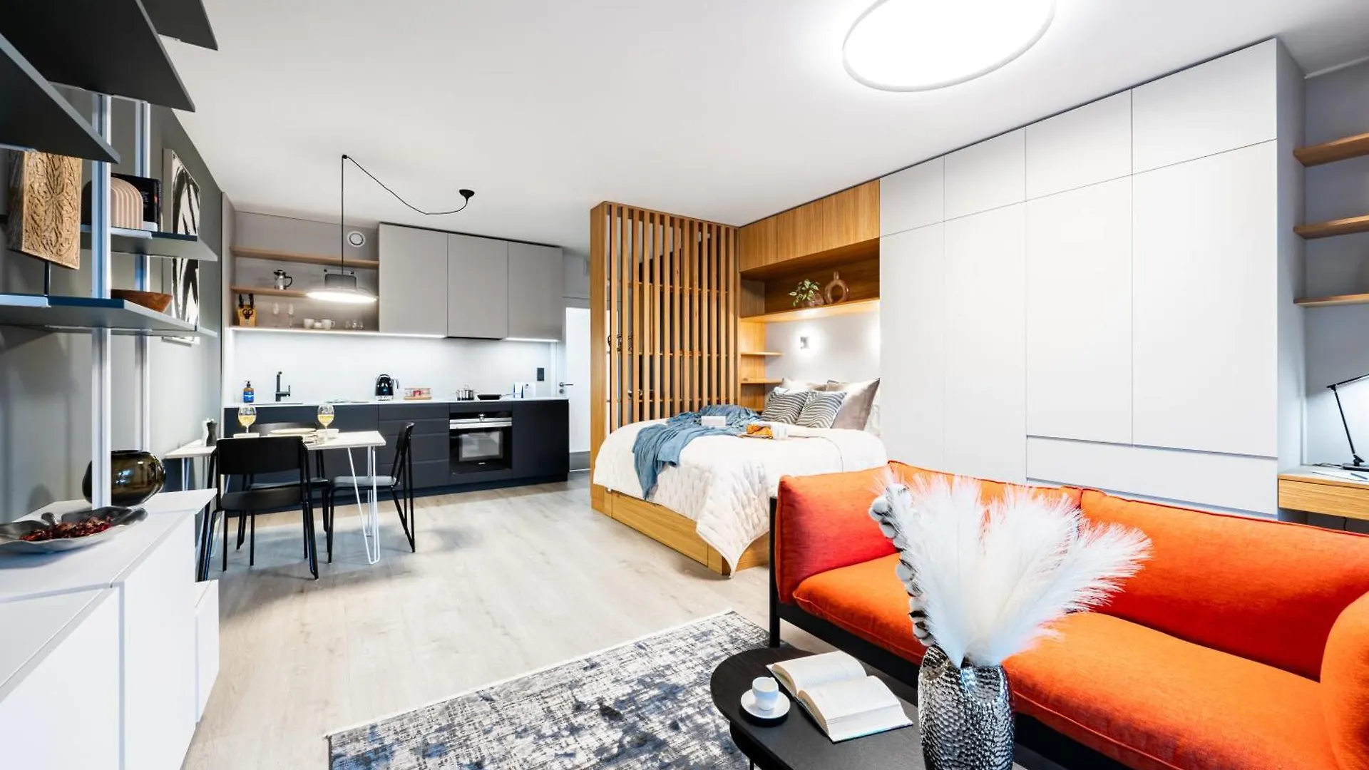 Prague Days - Studio - Terrace - Private Parking Apartment